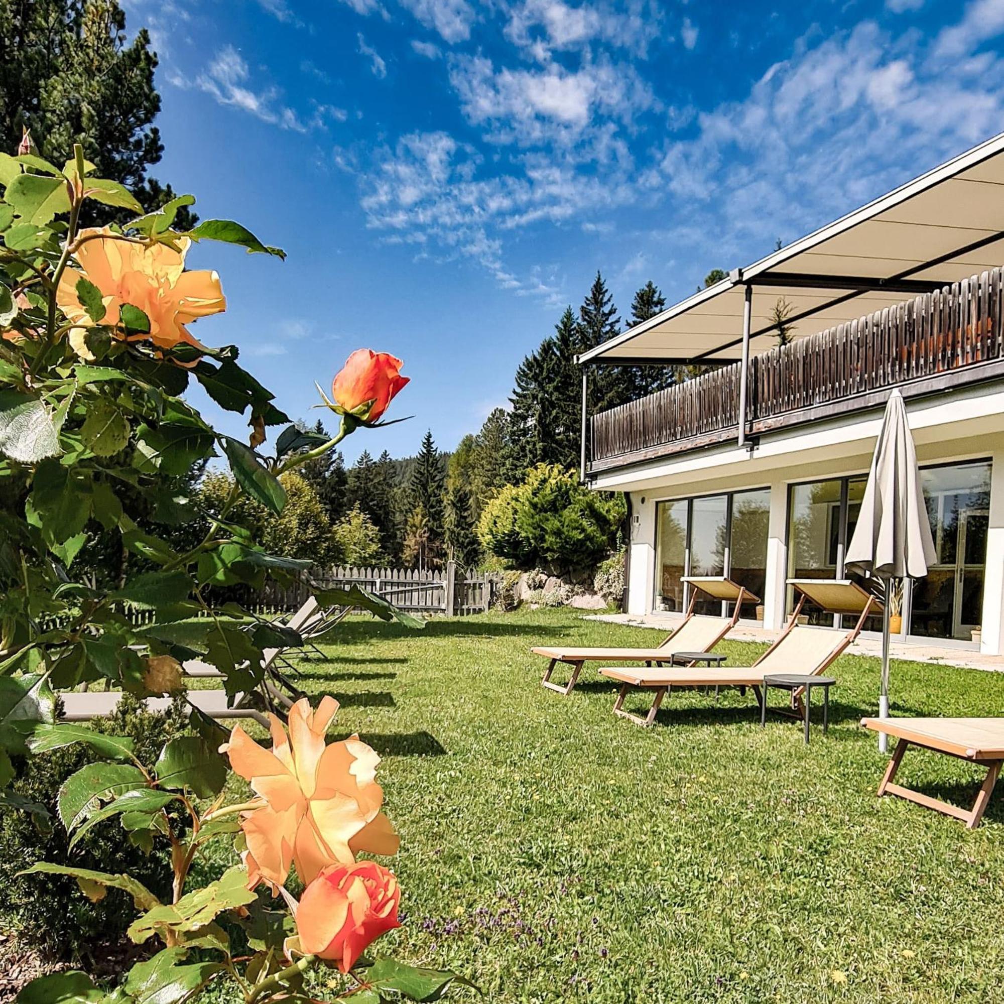 Berghotel Zum Zirm Коллальбо Экстерьер фото