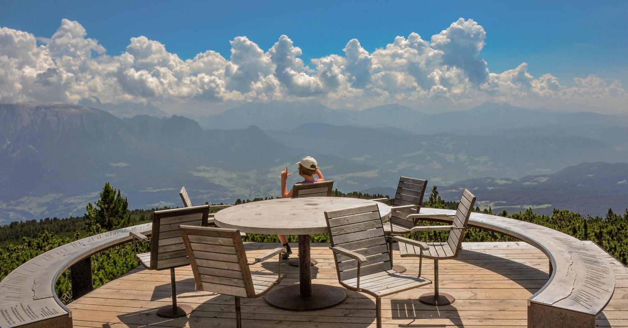 Berghotel Zum Zirm Коллальбо Экстерьер фото